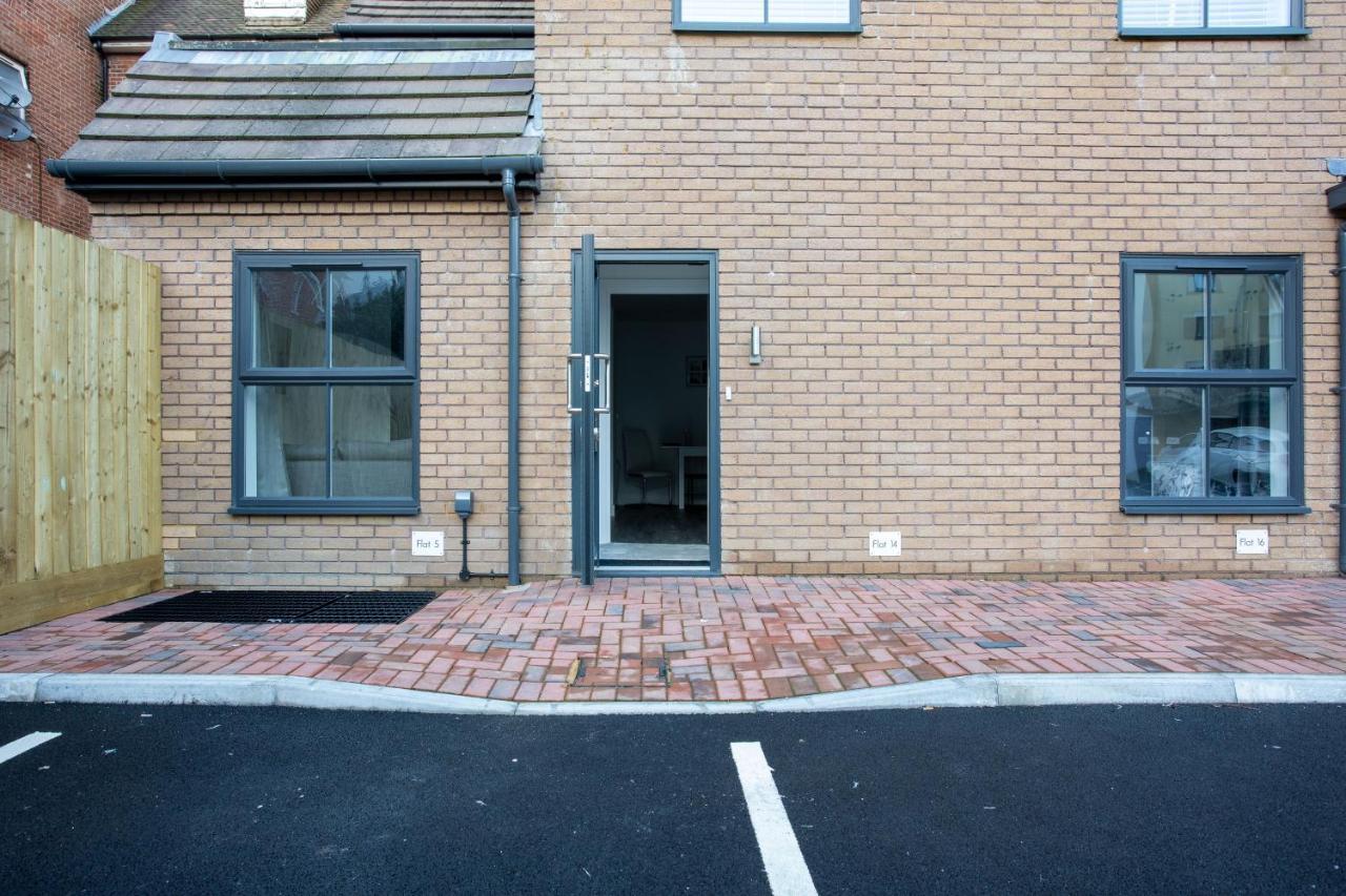 Contemporary Two Bedroom Duplex - Secluded Residence With Parking In A Prime Central Location Bournemouth Exterior photo